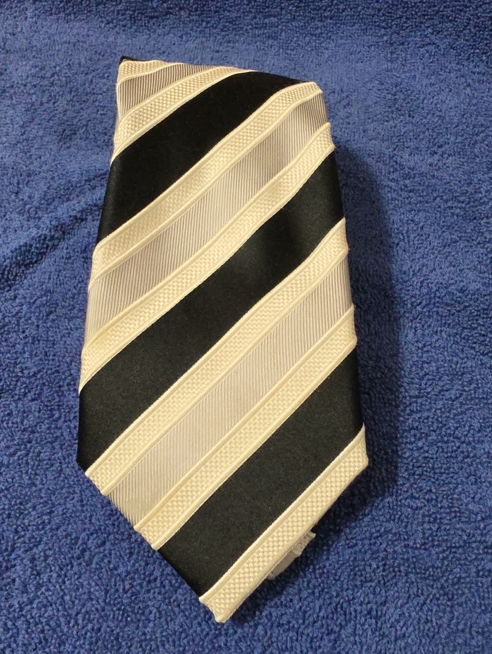 Donald J. Trump Signature Collection striped necktie